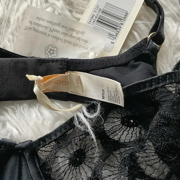 🆕 Myla Carnaby embroidered bra‎