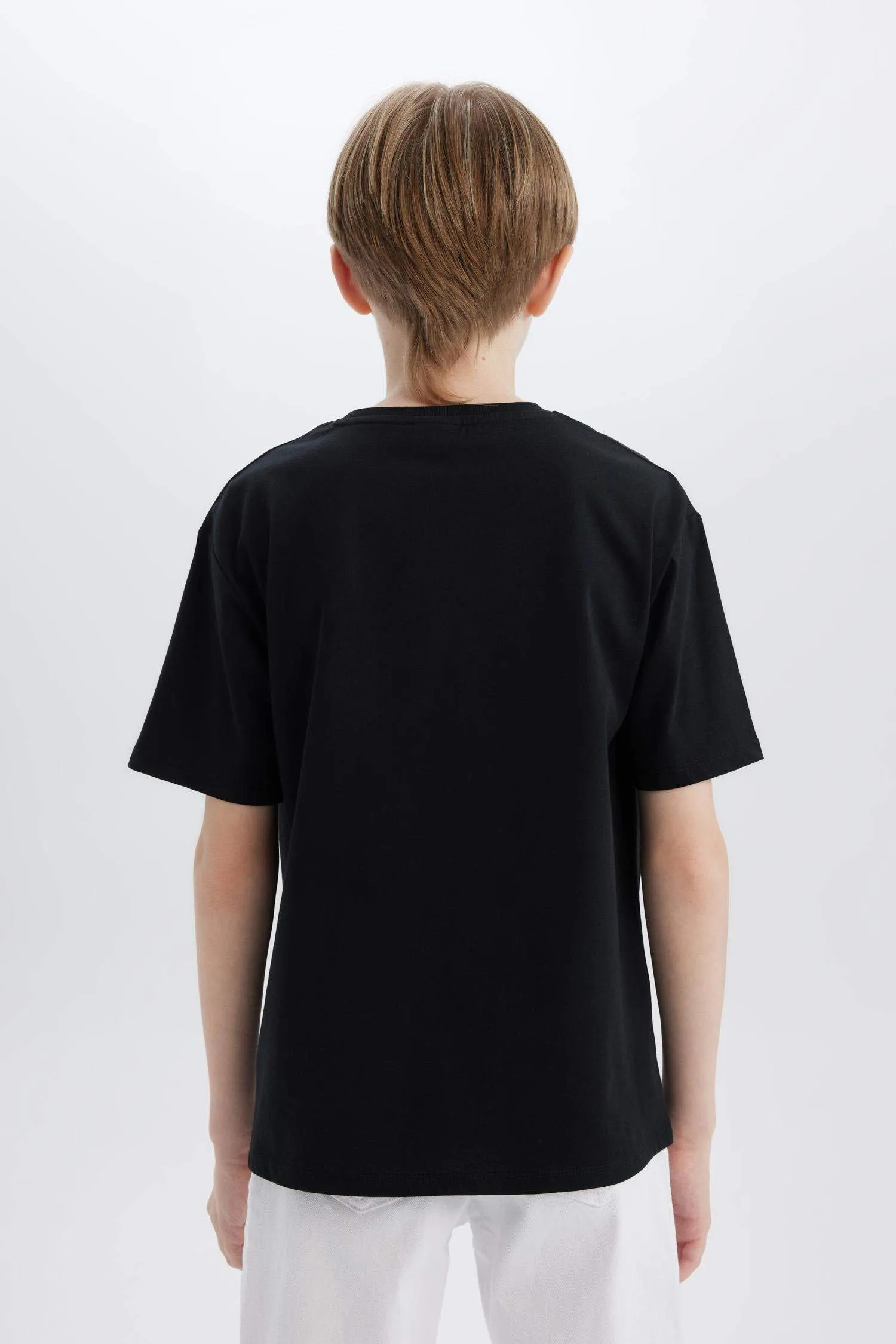Boy Regular Fit Crew Neck Short Sleeve T-Shirt