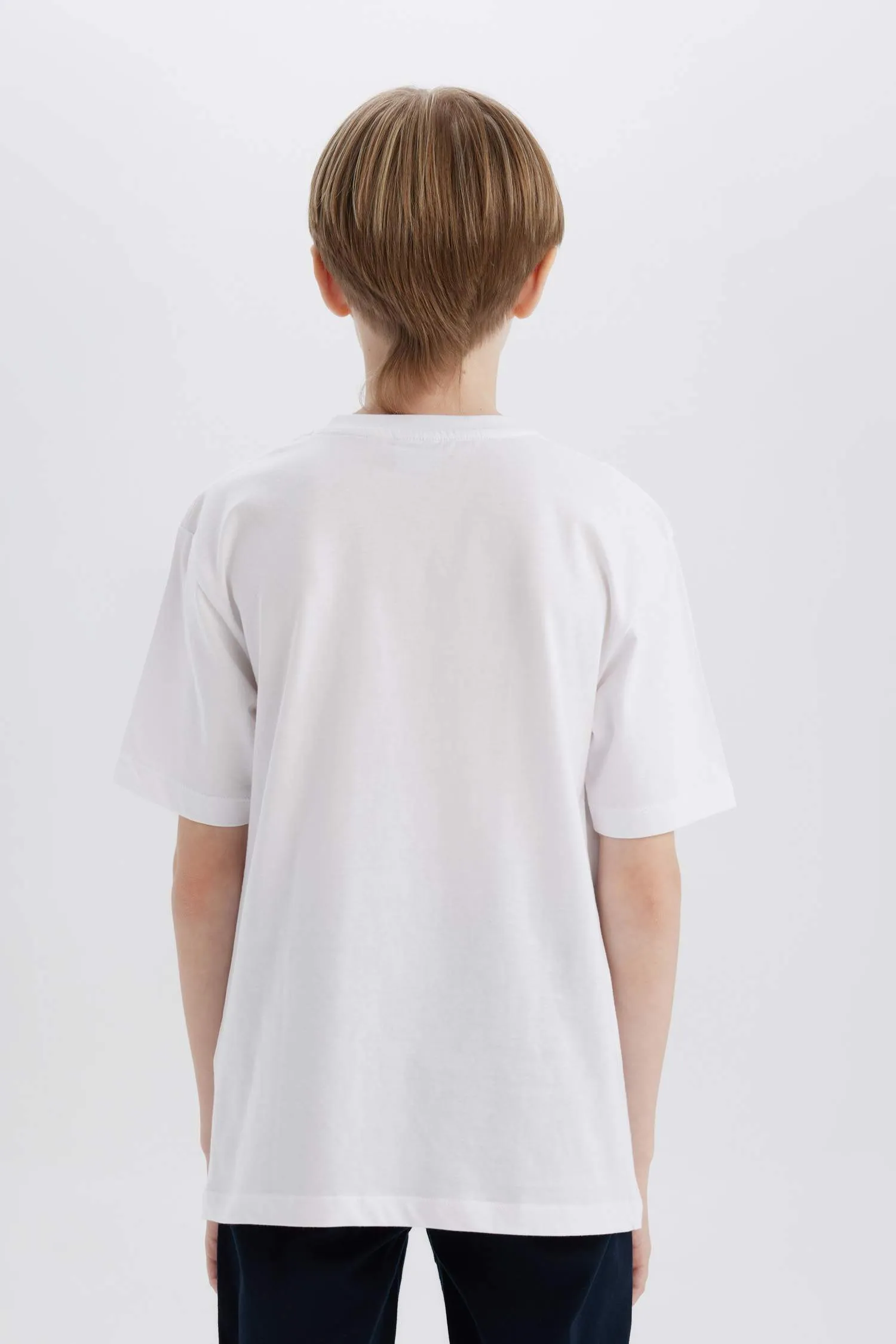 Boy Regular Fit Crew Neck Short Sleeve T-Shirt