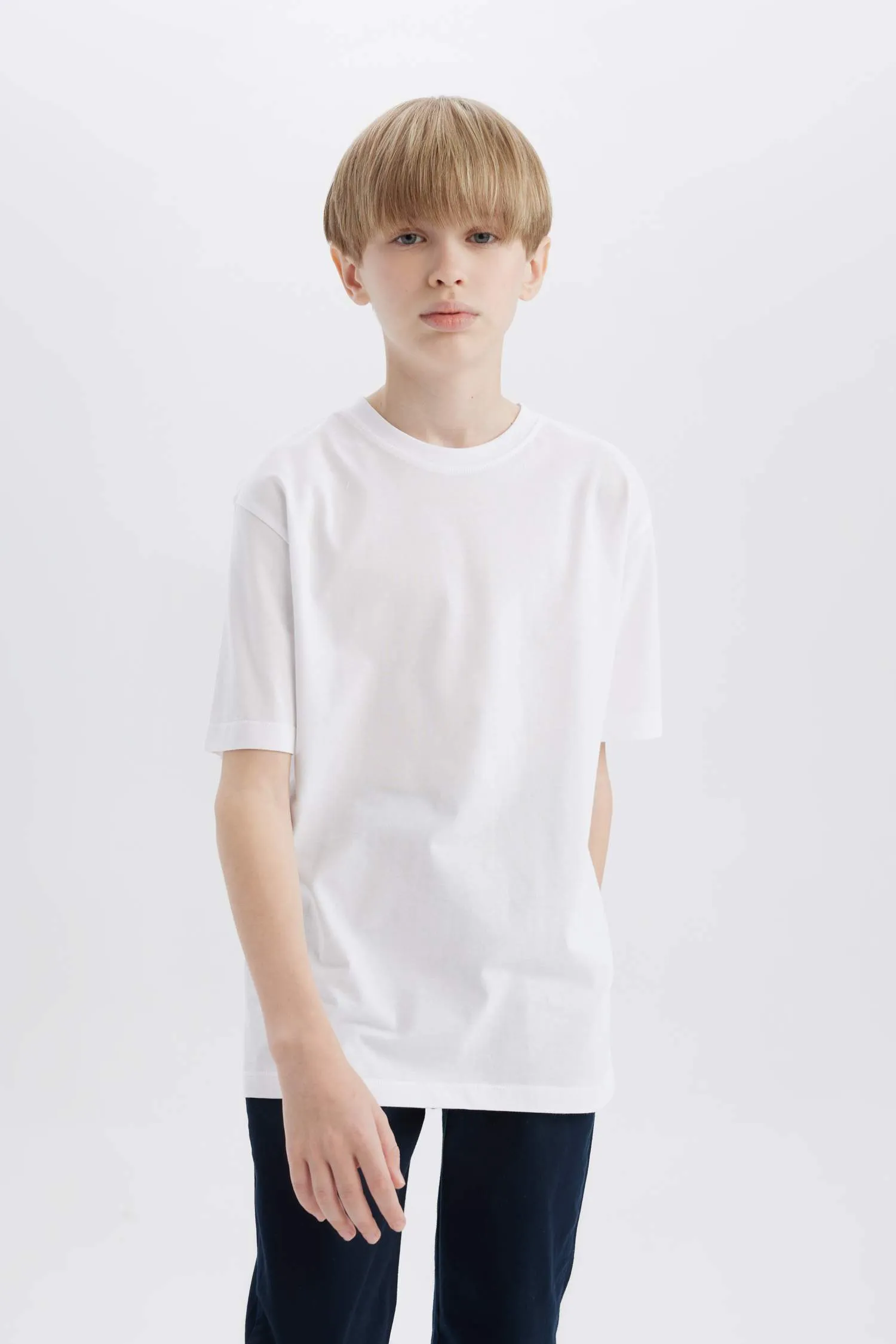 Boy Regular Fit Crew Neck Short Sleeve T-Shirt