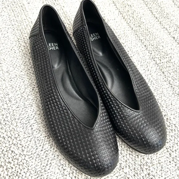 EILEEN FISHER  Black Waffle Leather Low  Wedges