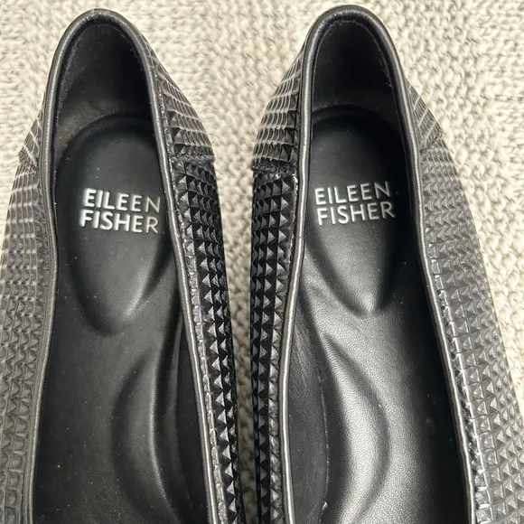 EILEEN FISHER  Black Waffle Leather Low  Wedges