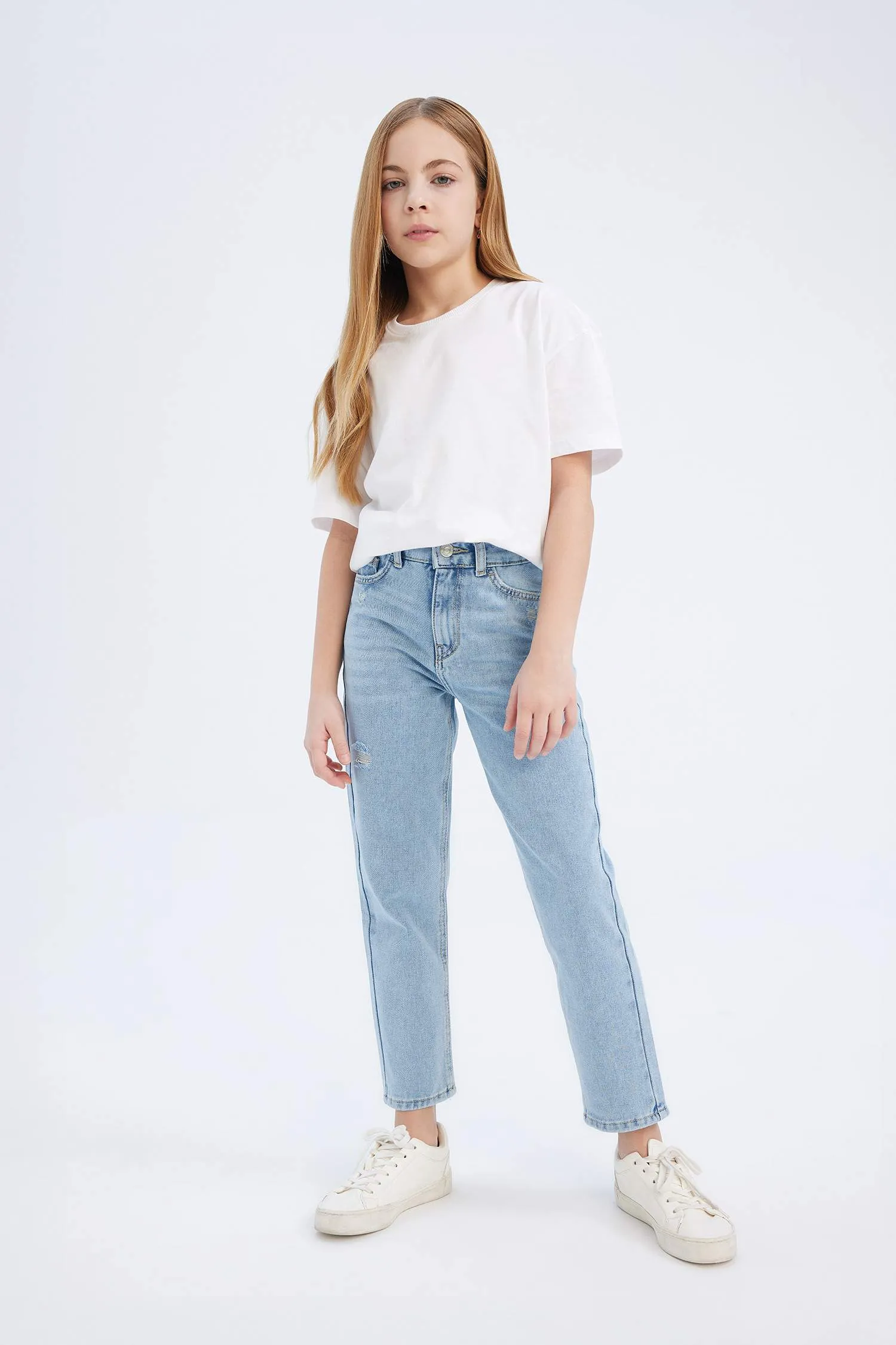 Girl Mom Fit Standard Leg Jeans