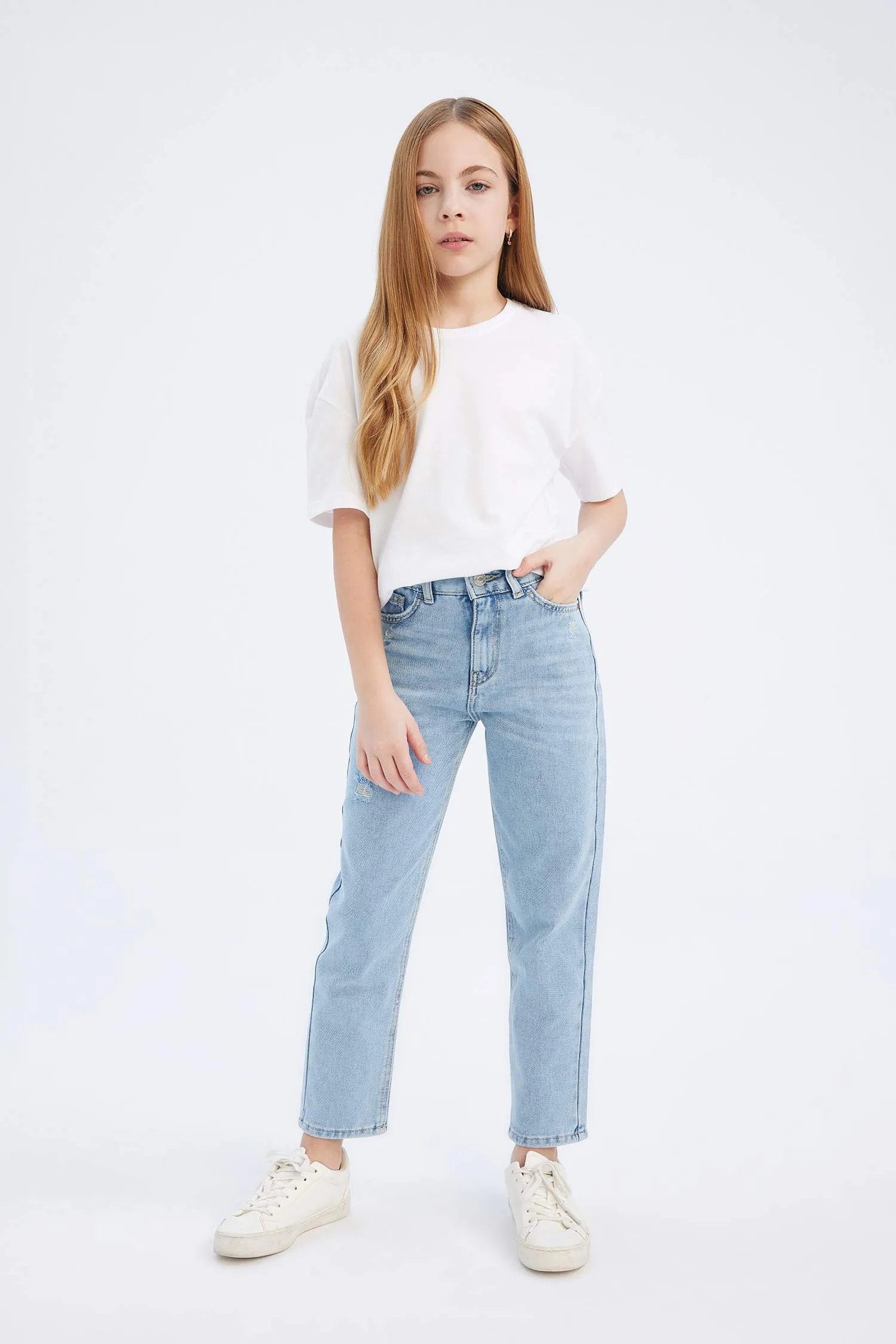 Girl Mom Fit Standard Leg Jeans