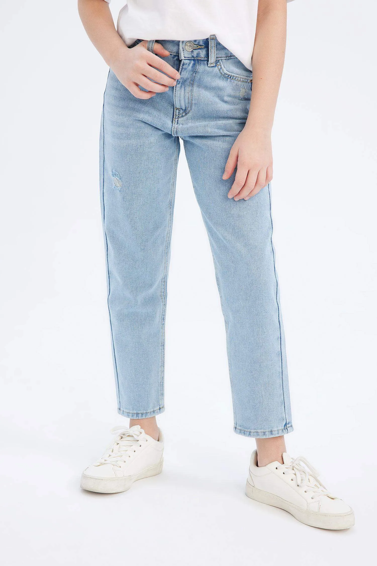 Girl Mom Fit Standard Leg Jeans