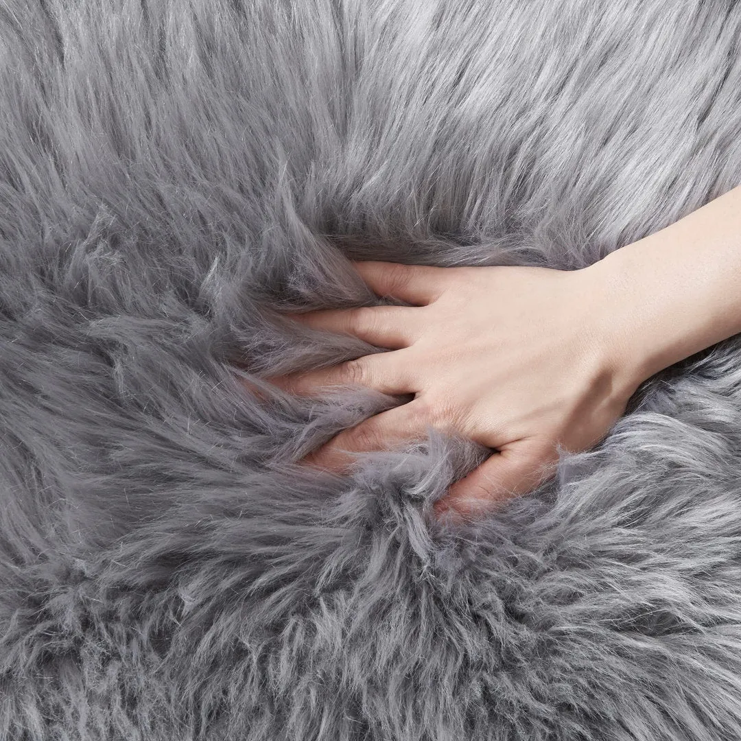 Haja Handmade Shag Faux Sheepskin Gray Area Rug Everly Quinn Rug Size: Round 7'11"