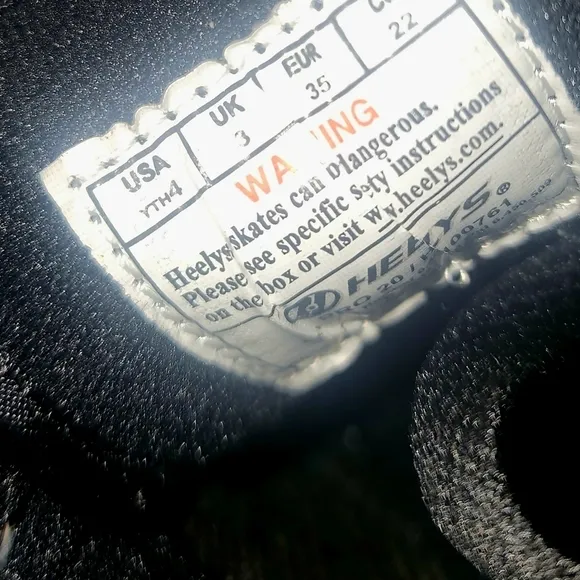 HEELYS NWOT PRO 20 Unisex Wheeled Skate Shoe