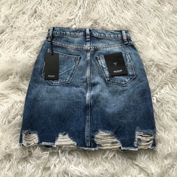 🆕Hudson Jeans Lulu Frayed Denim‎ Skirt Overshadow