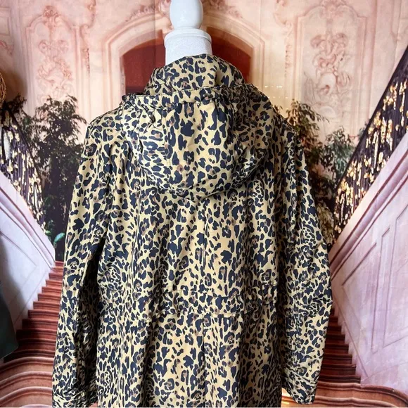 J. Crew XS Perfect Rain Jacket in Leopard Print Water Resistant Hooded Pockets