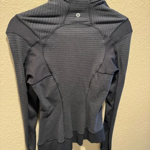 Lululemon Bhakti Yoga Jacket size 4 Luon Dark Grey Black
