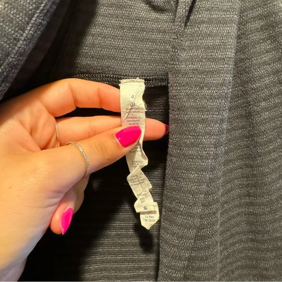 Lululemon Bhakti Yoga Jacket size 4 Luon Dark Grey Black