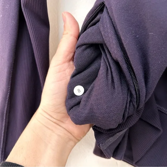 Lululemon Bhakti Yoga Zip Up Jacket in Black Grape Purple Violet size 8