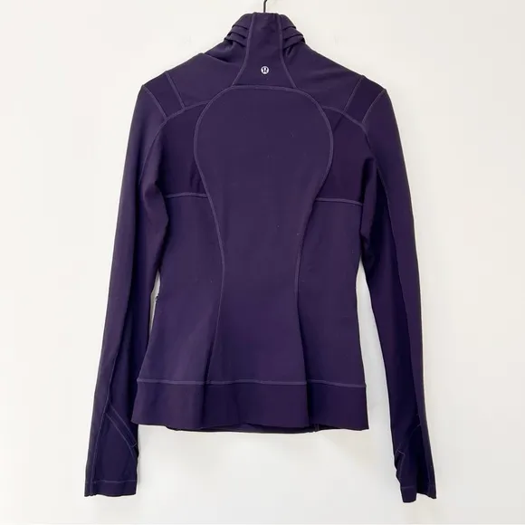 Lululemon Bhakti Yoga Zip Up Jacket in Black Grape Purple Violet size 8