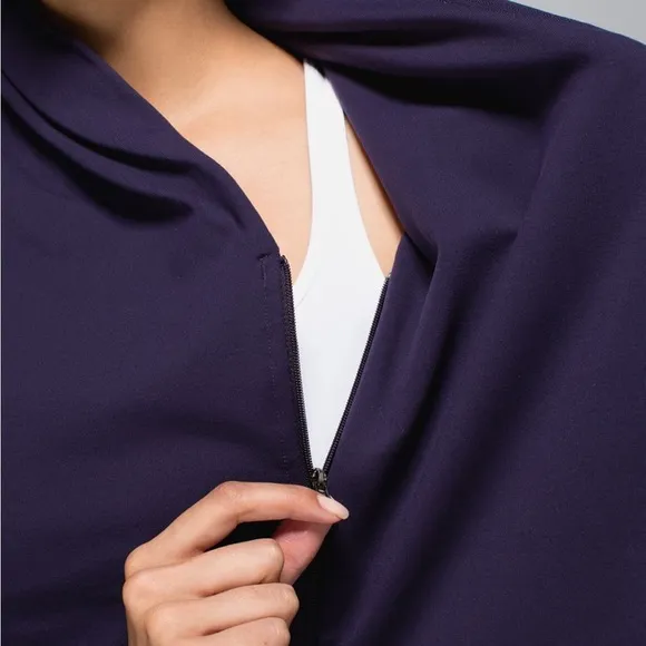 Lululemon Bhakti Yoga Zip Up Jacket in Black Grape Purple Violet size 8