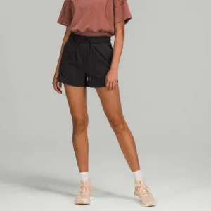 Lululemon Stretch Luxtreme High-Rise Short 3.5&quot; BlackSize 10
