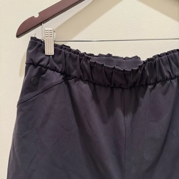 Lululemon Stretch Luxtreme High-Rise Short 3.5&quot; BlackSize 10
