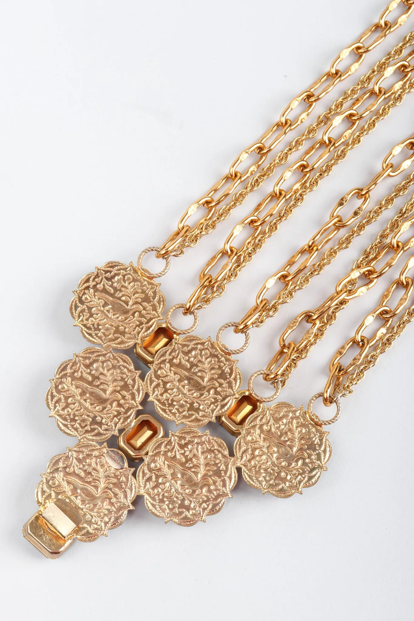 Multi-Chain Stone Belt