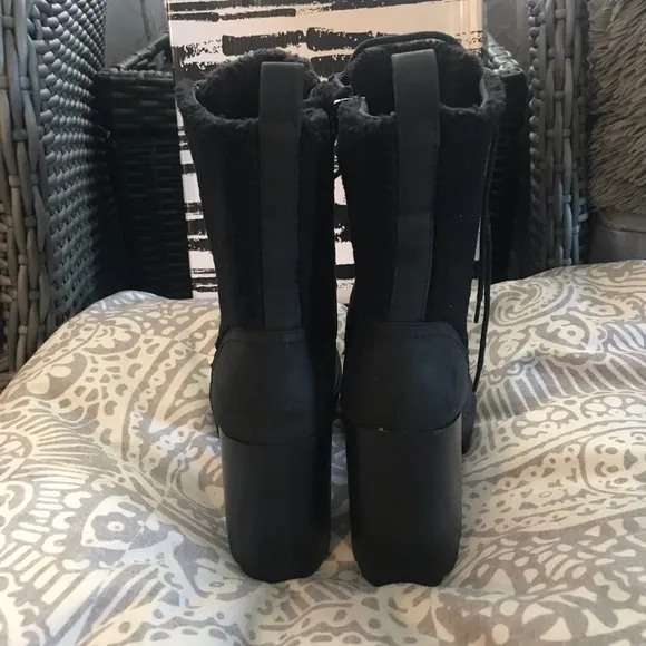 New Dolce Vita Dixy Faux Shearling Trim Heel Platform Boots