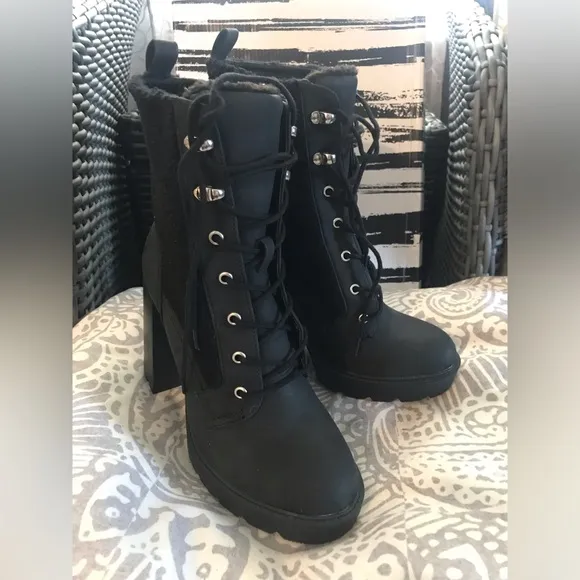 New Dolce Vita Dixy Faux Shearling Trim Heel Platform Boots