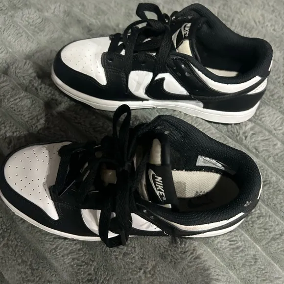 Nike Dunks size 2 little kid Low top Pandas