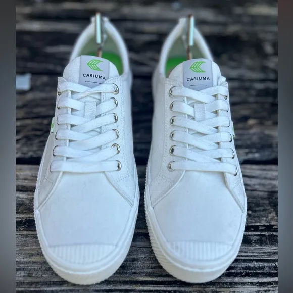 NWOB Cariuma OCA Low Off- White Canvas Unisex Men-10.5 Women-12 Sneaker Shoe