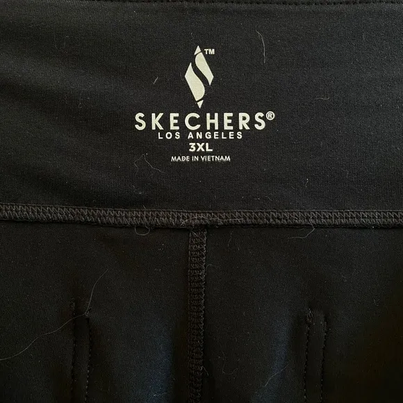 NWT SKECHERS - GO WALK - Women's - Workout Leggings Capri - Size: 3XL