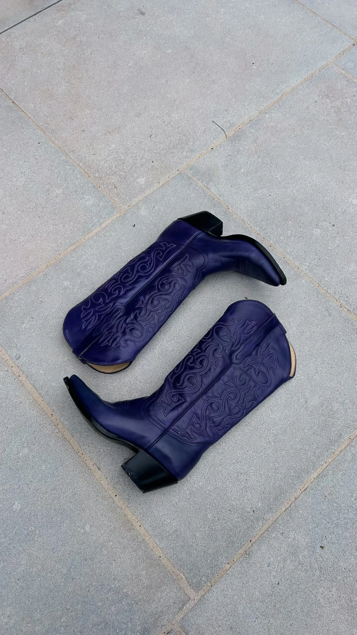 THE VAQUERA IN PURPLE