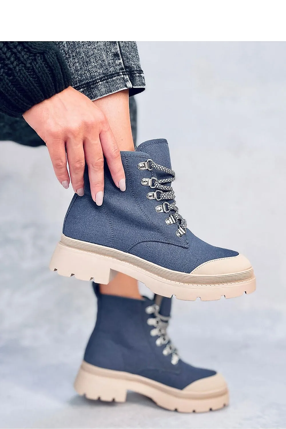 Trekking Boots