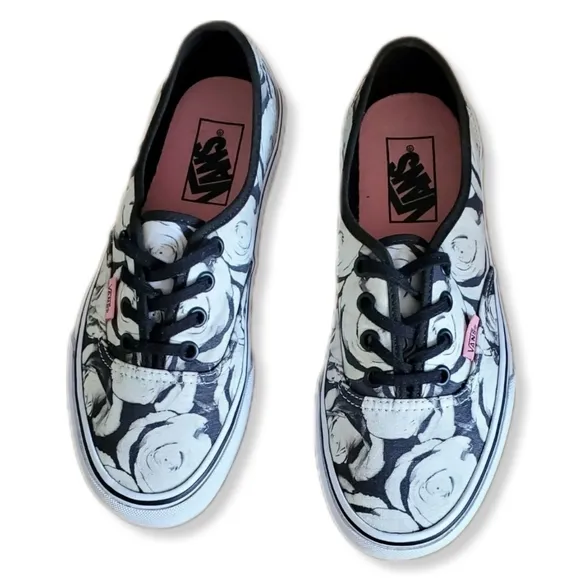 VANS Kids 10.5 Authentic Digi Rose Black/ True White Water-Resistant Canvas 3085