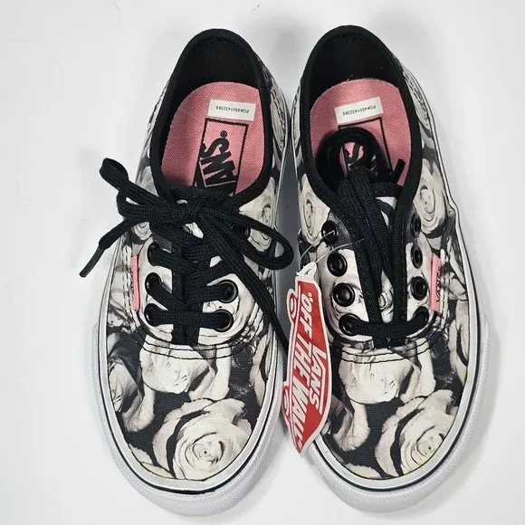 VANS Kids 10.5 Authentic Digi Rose Black/ True White Water-Resistant Canvas 3085